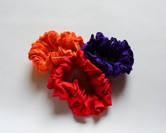 Stephany Set Of 3 Silk Scrunchies - Republic of Mode