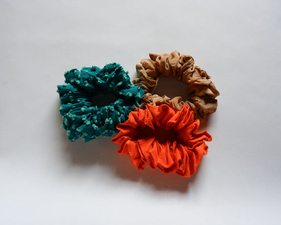 Stephany Set Of 3 Silk Scrunchies - Republic of Mode