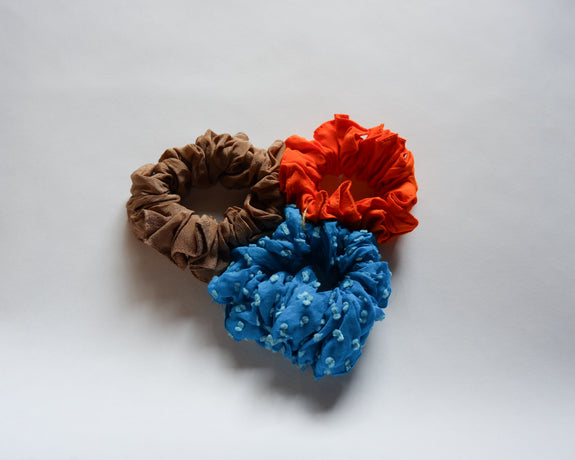 Stephany Set Of 3 Silk Scrunchies - Republic of Mode